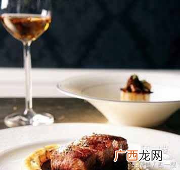 都有哪些菜品适合搭配红酒喝??葡萄酒与菜肴搭配原则及经典案例
