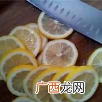 怎样做美味的糖渍柠檬？？糖渍蜂蜜柠檬的做法步骤