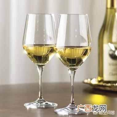 一瓶红酒开封后可以存放多久??红酒开封后能保存多久?怎么储存能