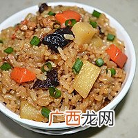 香菇土豆肉丁焖饭