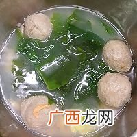 裙带菜牛肉丸汤