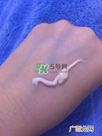希思黎毛孔紧致无瑕精华露好用吗_怎么样？