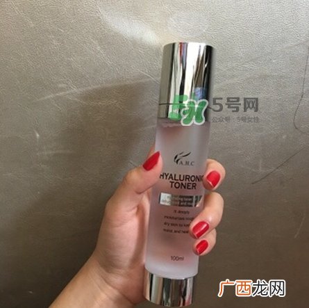 ahc神仙水适合秋天用吗_ahc神仙水秋天可以用吗