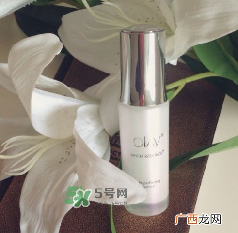 olay玉兰油小白瓶小绿瓶哪个好？olay小白瓶小绿瓶区别