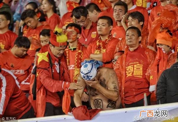 爱又如何恨又如何,又爱又恨几十年