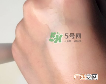 悦木之源菌菇水湿敷多久？菌菇水湿敷后要洗掉吗