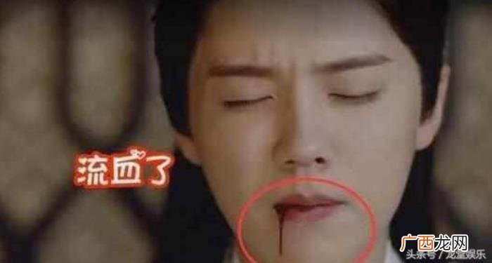 刘烨刘亦菲，夜孔雀中逗比刘烨给女神刘亦菲治理脚伤