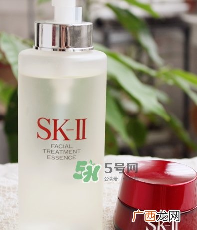 sk2大红瓶面霜和olay玉兰油大红瓶面霜哪个好_区别