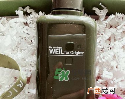 悦木之源菌菇水是爽肤水吗？悦木之源菌菇水是精华吗