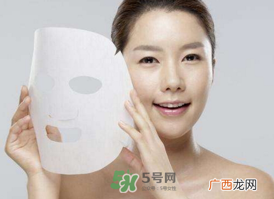 面膜怎么看有没有荧光剂？哪些面膜有荧光剂？