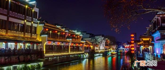 你就站在这里不要走动 就站在这里