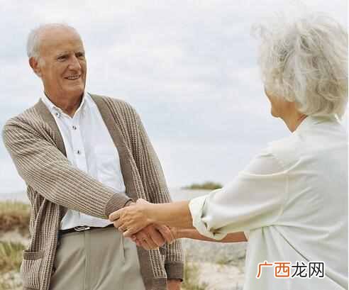如何去除口臭小绝招一天见效?1分钟轻松祛除口臭,简单3招搞定