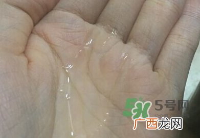 悦木之源菌菇水和流金水哪个好？菌菇水和流金水对比