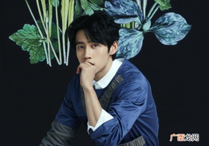 长脸适合什么刘海，齐刘海不是大学长脸男生唯一选择