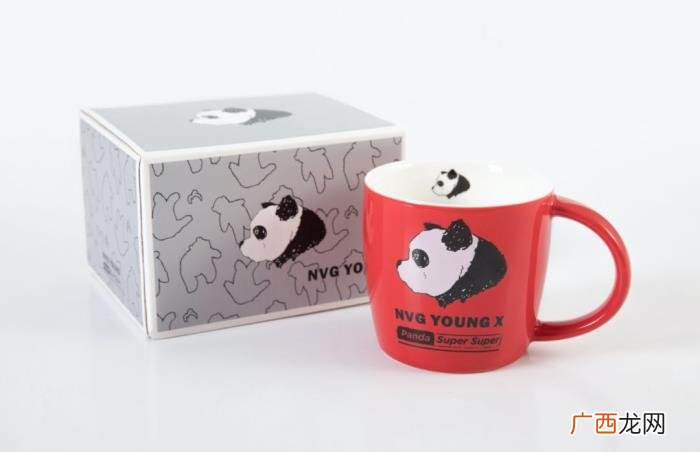 潘粤明作品，最近潘粤明作品被国际艺术基金收藏了