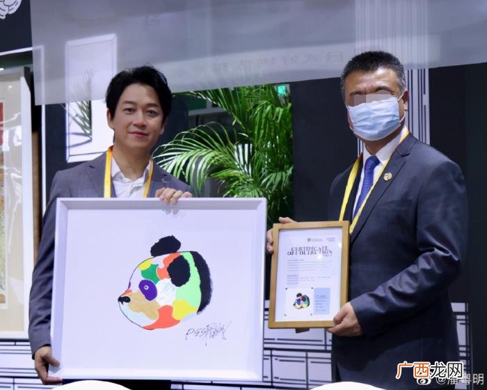 潘粤明作品，最近潘粤明作品被国际艺术基金收藏了