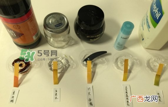 hr黑绷带对痘痘有用吗？赫莲娜黑绷带面霜使用心得