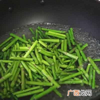 芦笋怎么做好吃清炒?