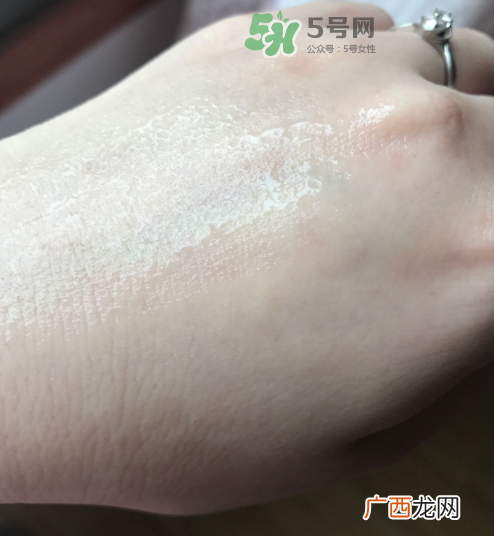 薇姿水光焕白精华水怎么样？薇姿水光焕白精华水好用吗？