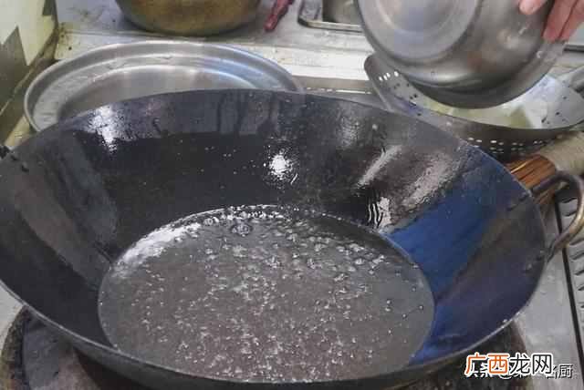 家庭红烧土豆的简单做法？红烧土豆怎样做才好吃？