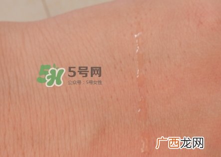 小黑瓶和神仙水哪个好？小黑瓶和神仙水哪个先用顺序