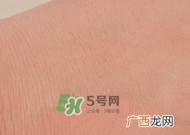 小黑瓶和神仙水哪个好？小黑瓶和神仙水哪个先用顺序
