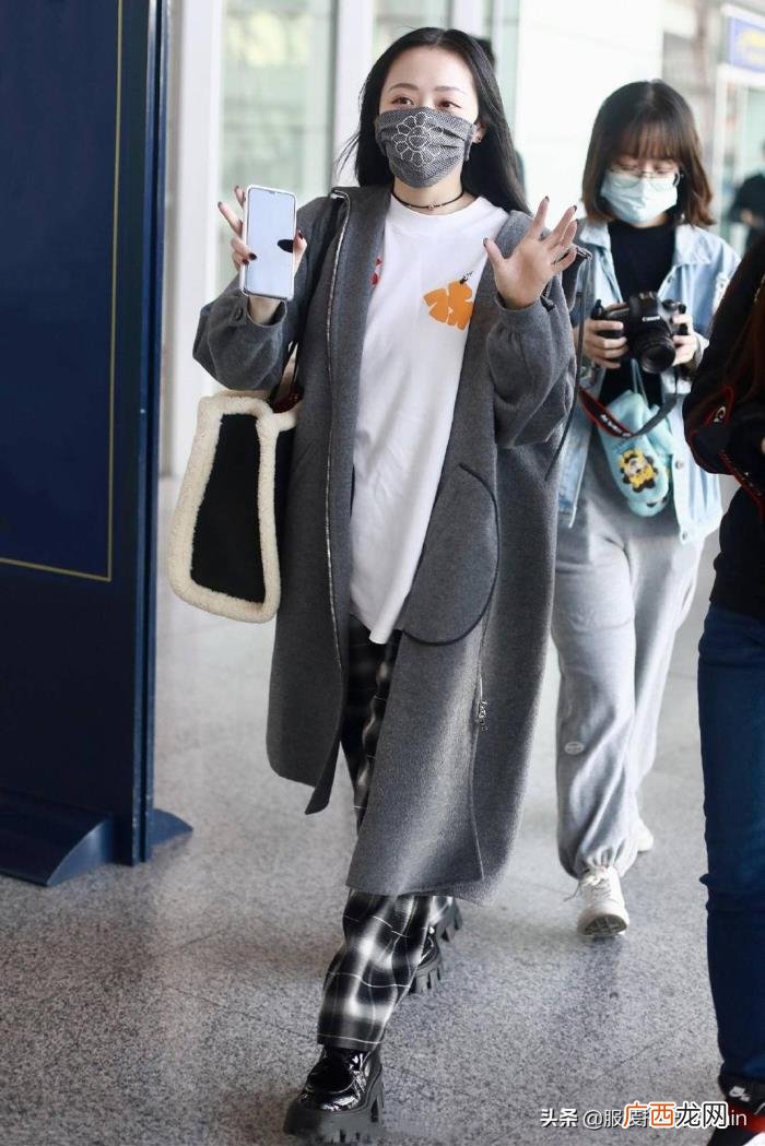 张靓颖男朋友，张靓颖和男友情侣造型升级