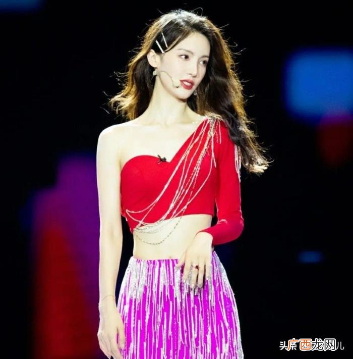 金晨粉丝名，谁耽误了张含韵金晨王霏霏的出道--她的粉丝们