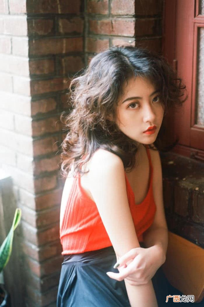 唯美图片女生，这些唯美的复古风女神们