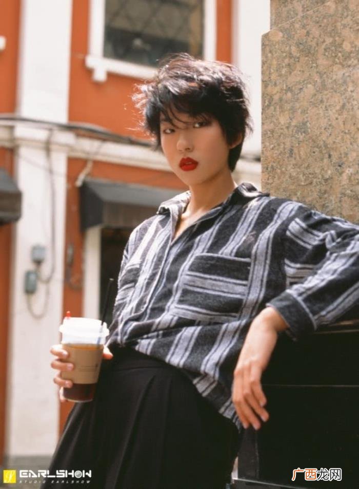 唯美图片女生，这些唯美的复古风女神们