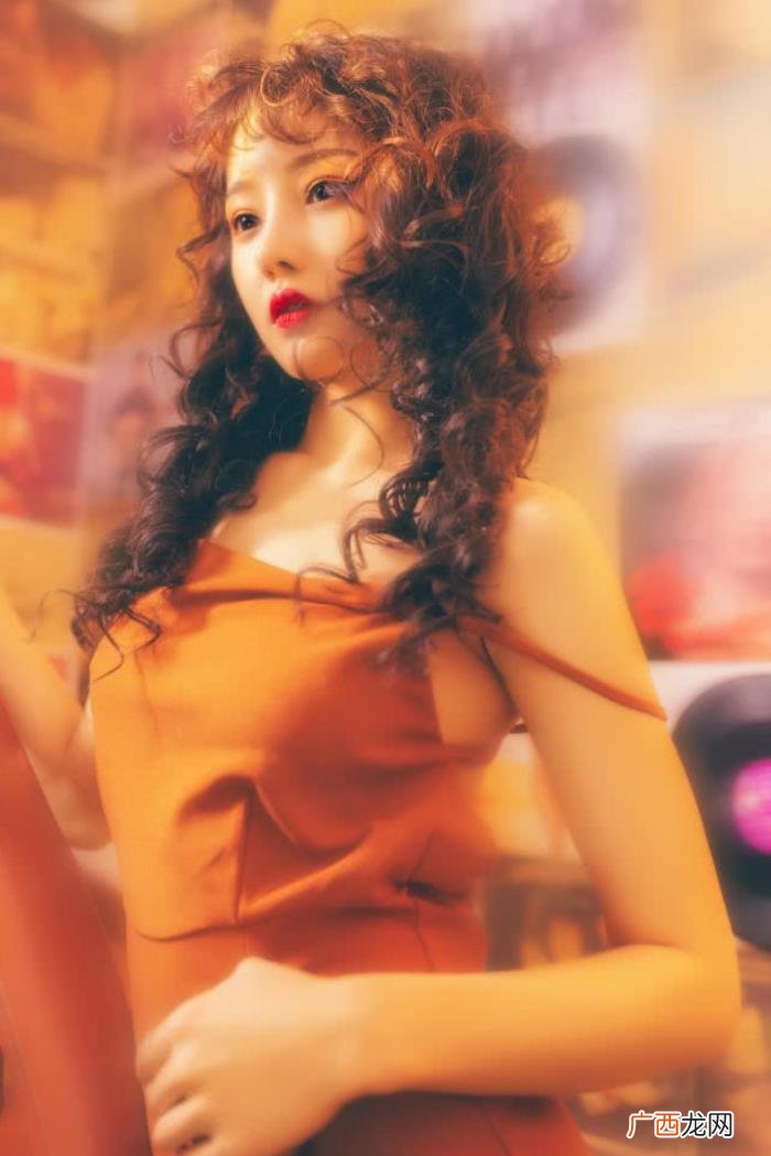 唯美图片女生，这些唯美的复古风女神们