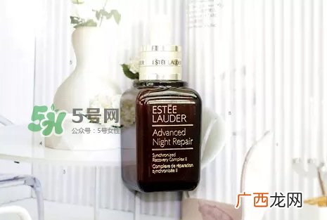 小黑瓶和小棕瓶可以一起用吗？小棕瓶和小黑瓶哪个先用