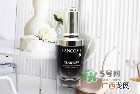 小黑瓶和小棕瓶可以一起用吗？小棕瓶和小黑瓶哪个先用