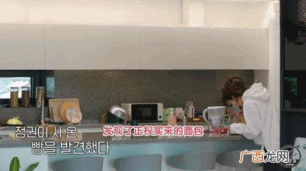 暧昧结束后见面很尴尬,前任见面既尴尬又暧昧