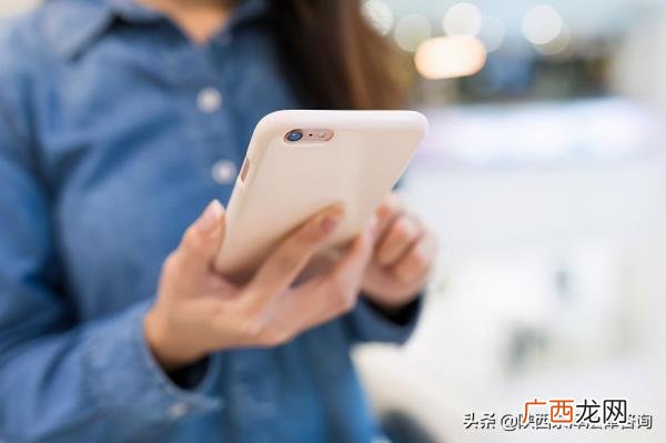 暧昧聊天导致别人离婚，发送暧昧短信导致其离婚