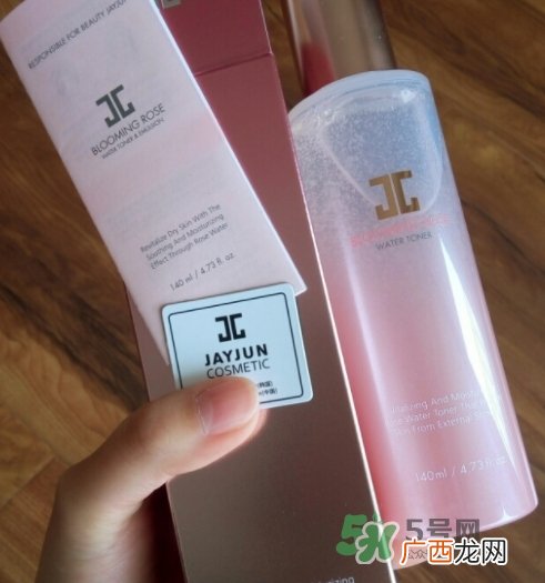jayjun玫瑰爽肤水怎么用？jayjun玫瑰爽肤水精华水用法