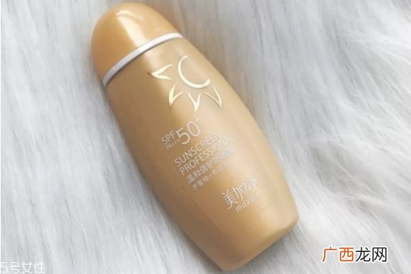 17岁女生用什么护肤品适合17岁用的护肤品