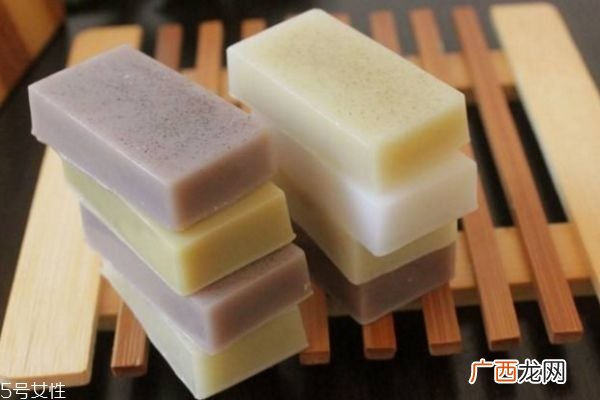 长期用手工皂洗脸好吗手工皂能存放多久