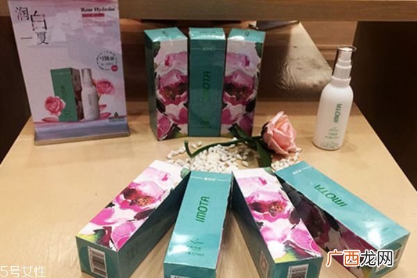 纯露可以用矿泉水稀释吗稀释的比例