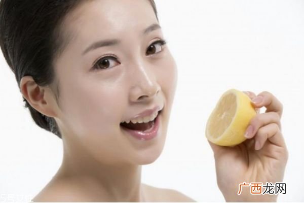 柠檬汁可以直接敷脸吗柠檬敷脸的正确方法