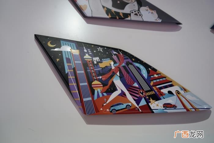 王一博奥迪，成都车展上王一博签名版的奥迪新款