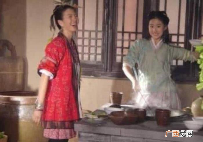 邓超刘亦菲，刘亦菲自称搞笑起来就没邓超什么事