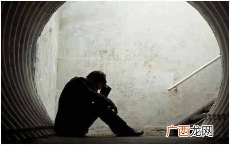 殉情是什么意思？如何评价殉情这样一种行为？