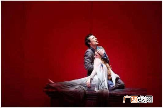 殉情是什么意思？如何评价殉情这样一种行为？