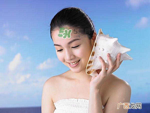 外油内干的皮肤怎么护理 先补水还是先控油