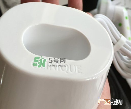 倩碧声波洁面仪怎么充电？倩碧洁面仪充电灯不亮