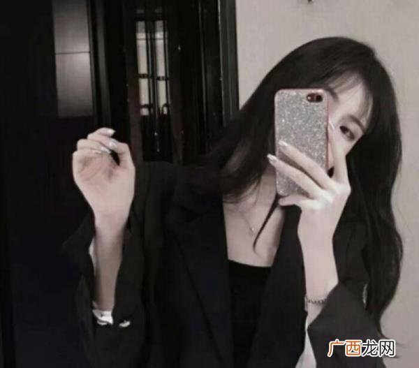 暗恋一个男生该怎么做，遇到喜欢的男生怎么追