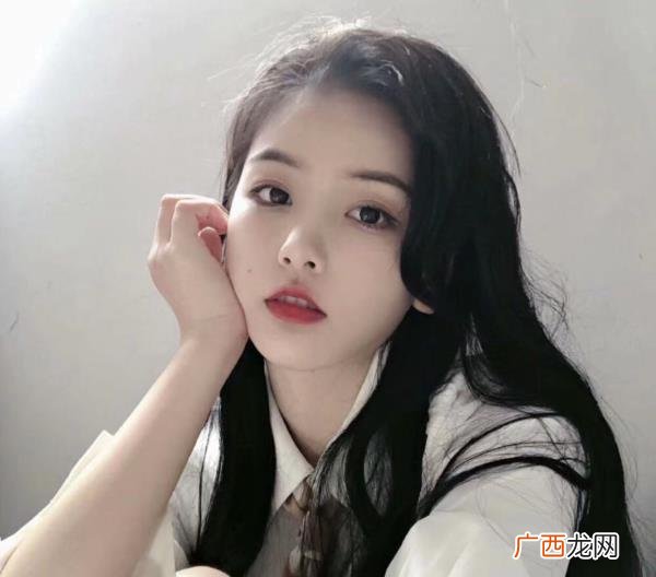 暗恋一个男生该怎么做，遇到喜欢的男生怎么追