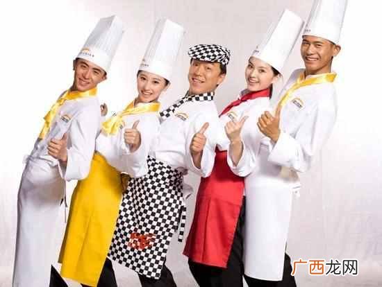 学厨师要多久？成为一名合格的厨师要多久？