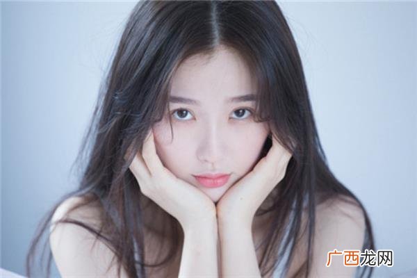 暗恋一个人的句子简短，关于暗恋的句子